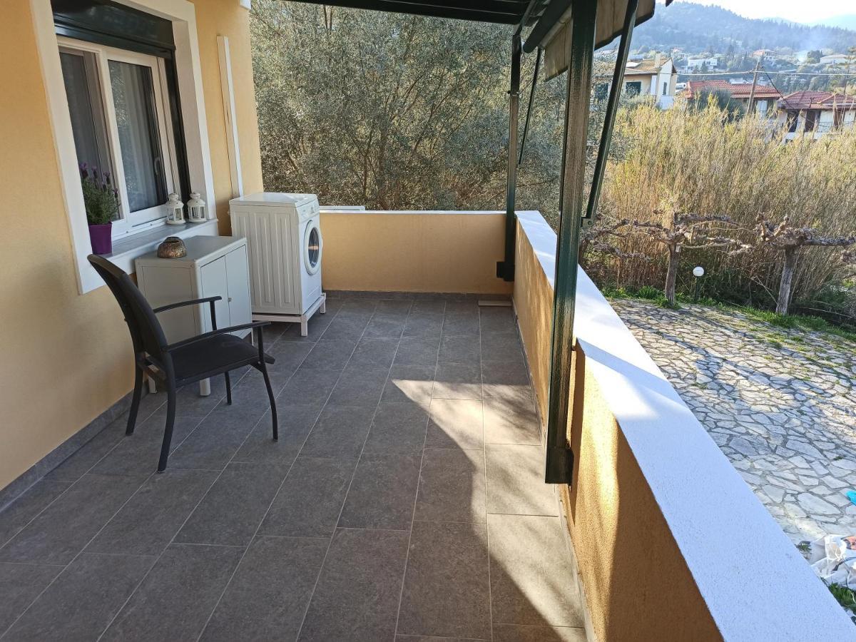 Casa Trizoni Nikiana Apartment Bagian luar foto
