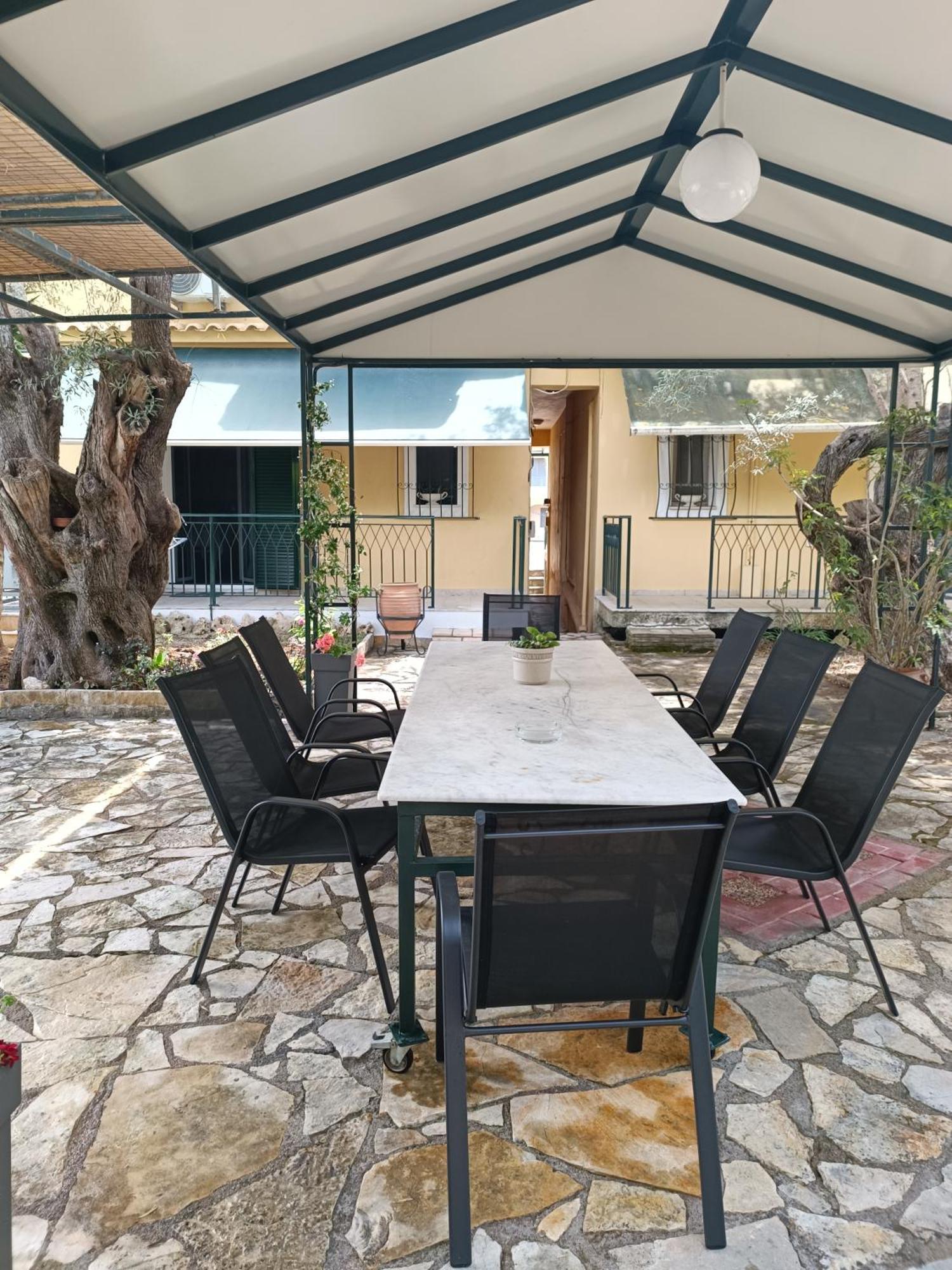 Casa Trizoni Nikiana Apartment Bagian luar foto