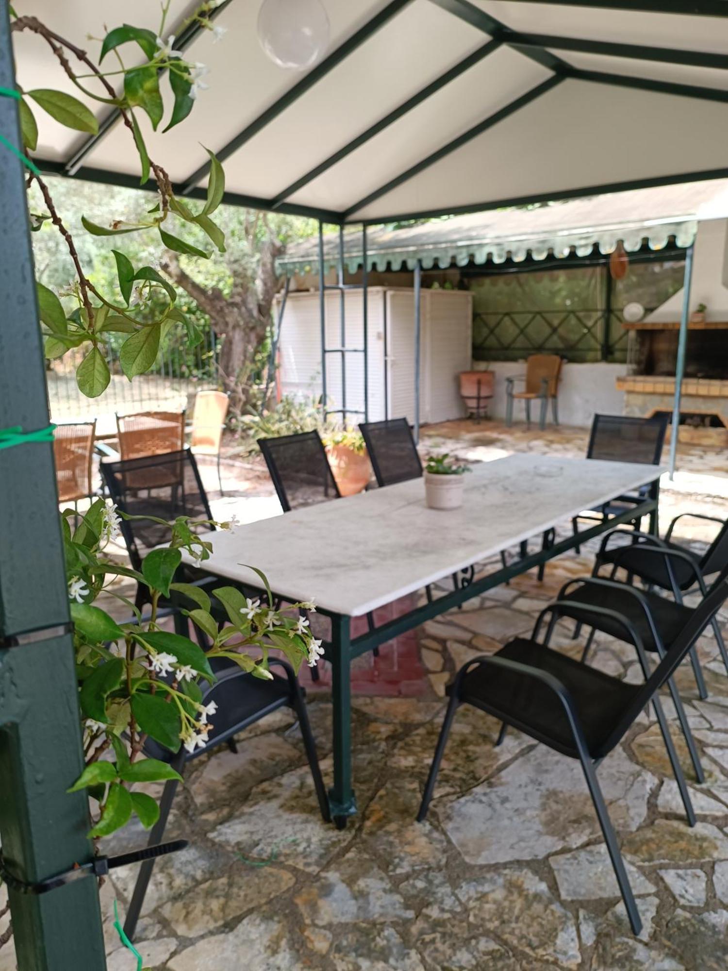 Casa Trizoni Nikiana Apartment Bagian luar foto